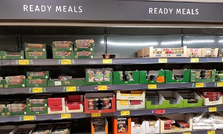 Etalasi makanan siap saji, Sumber: cloudfront.net