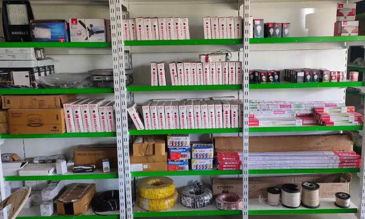 Rak toko bangunan, Sumber: jdmagicbox.com