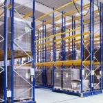 Mobile rack system untuk gudang, Sumber: gstatic.com
